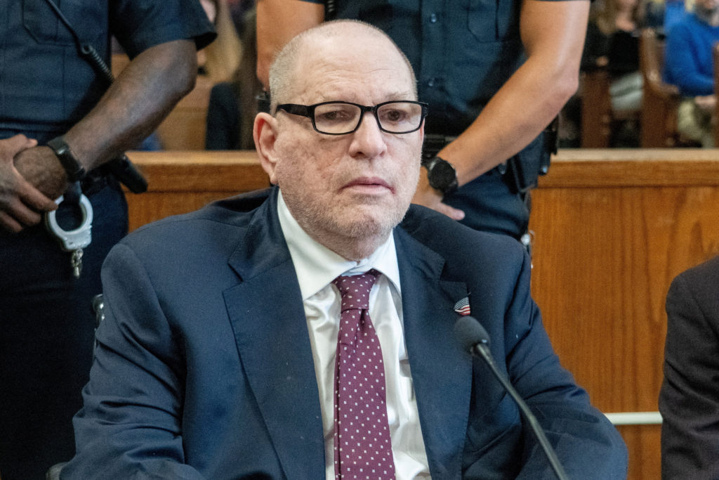 Harvey Weinstein leaving court after sentencing — Heapio